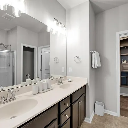 Peaceful 3Br Near Soccer Park Apartment Raleigh Exterior photo